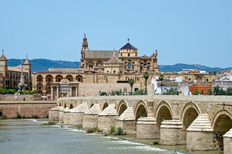 spain, andalusia, province of cordoba, cordoba, province, city, historic centre, historic center, mezquita-catedral de cordoba, cordoba cathedral mosque, cathedral, mosque, religion, nature, puente romano, puente viejo, bridge roman, historical, guadalquivir, flow, water, heaven, blue, to travel, tourism, sightseeing